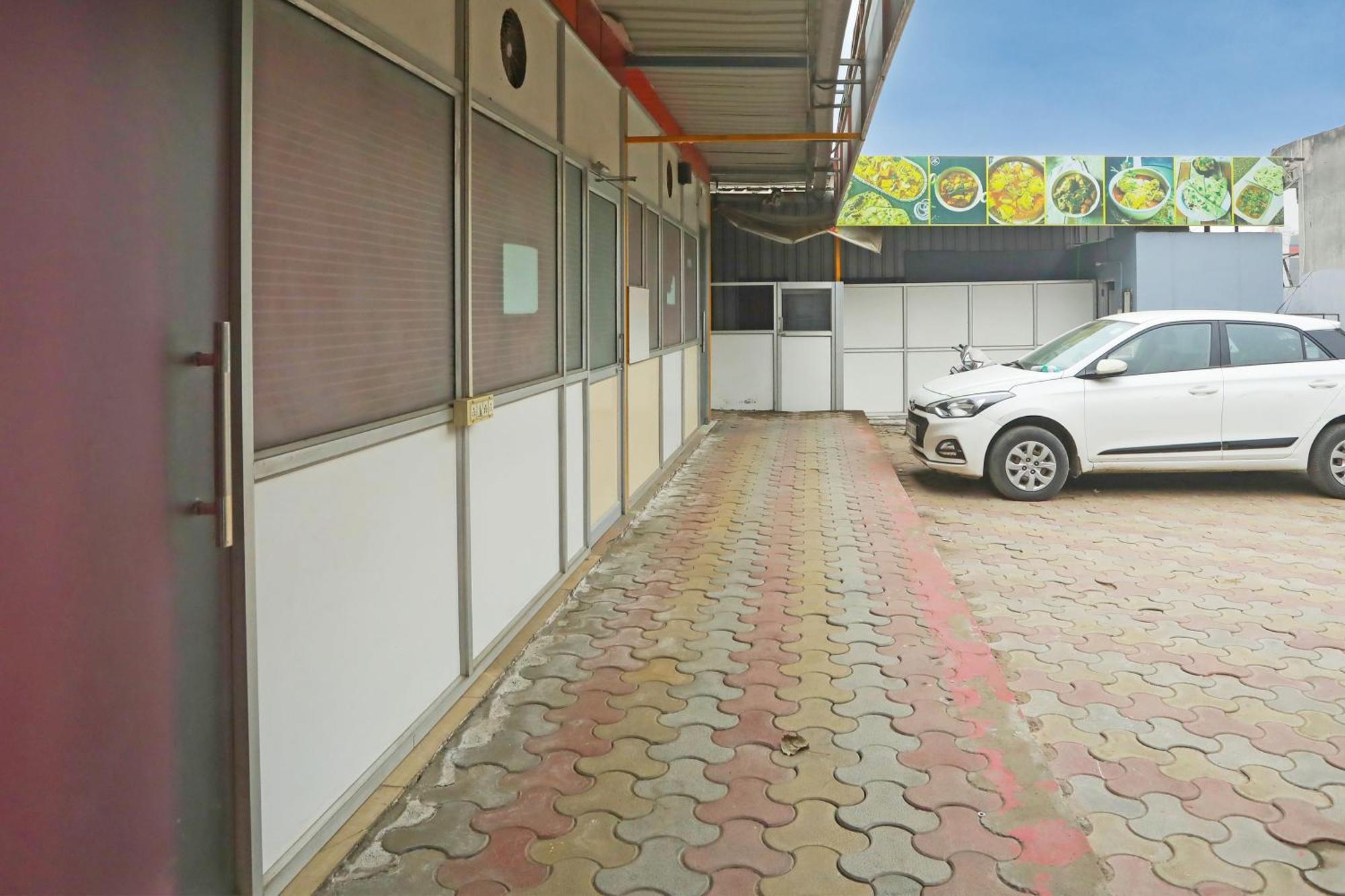 Collection O Harsh Hotel & Restaurant Bhiwadi Exterior photo