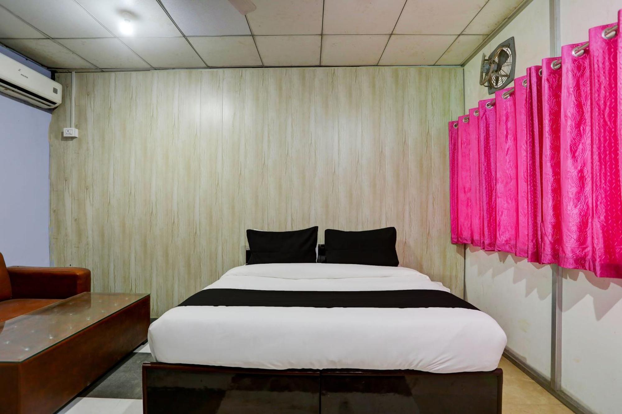 Collection O Harsh Hotel & Restaurant Bhiwadi Exterior photo