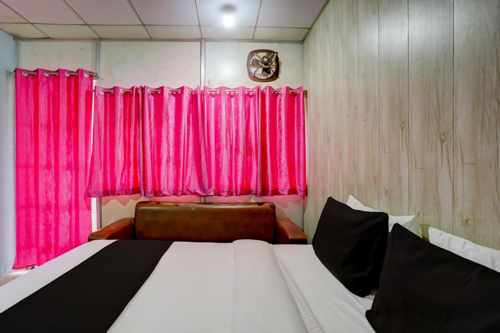 Collection O Harsh Hotel & Restaurant Bhiwadi Exterior photo